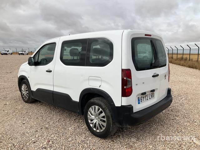 2021 Peugeot Rifter Passenger Van - Minibus, Putnički kombi: slika 2021 Peugeot Rifter Passenger Van - Minibus, Putnički kombi 2021 Peugeot Rifter Passenger Van - Minibus, Putnički kombi: slika 2021 Peugeot Rifter Passenger Van - Minibus, Putnički kombi