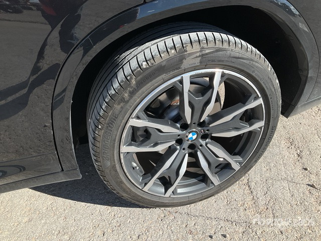 2022 BMW X4 X-Drive M-Sport Automobile - SUV: slika 2022 BMW X4 X-Drive M-Sport Automobile - SUV 2022 BMW X4 X-Drive M-Sport Automobile - SUV: slika 2022 BMW X4 X-Drive M-Sport Automobile - SUV