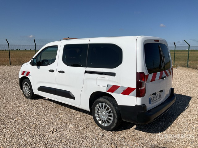 2022 Toyota Proace City Verso 5 Passenger Van - Minibus, Putnički kombi: slika 2022 Toyota Proace City Verso 5 Passenger Van - Minibus, Putnički kombi 2022 Toyota Proace City Verso 5 Passenger Van - Minibus, Putnički kombi: slika 2022 Toyota Proace City Verso 5 Passenger Van - Minibus, Putnički kombi