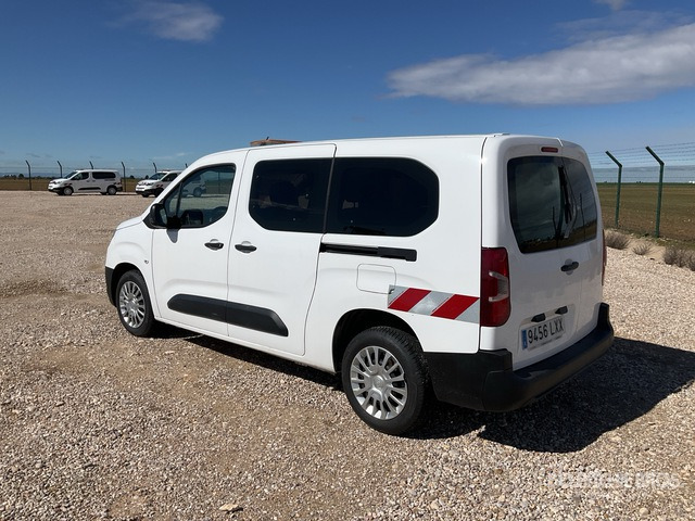 2022 Toyota Proace City Verso 5 Passenger Van - Minibus, Putnički kombi: slika 2022 Toyota Proace City Verso 5 Passenger Van - Minibus, Putnički kombi 2022 Toyota Proace City Verso 5 Passenger Van - Minibus, Putnički kombi: slika 2022 Toyota Proace City Verso 5 Passenger Van - Minibus, Putnički kombi