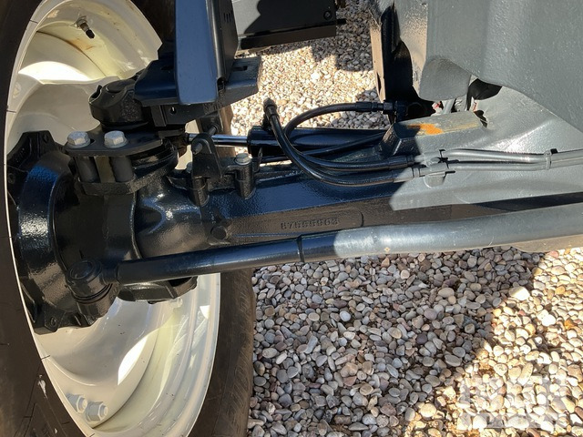 2023 New Holland T6.145 4WD Tractor - Traktor: slika 2023 New Holland T6.145 4WD Tractor - Traktor 2023 New Holland T6.145 4WD Tractor - Traktor: slika 2023 New Holland T6.145 4WD Tractor - Traktor