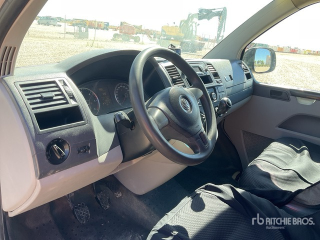 2012 Volkswagen Transporter TDI Motion Cargo Van - Dostavno vozilo: slika 2012 Volkswagen Transporter TDI Motion Cargo Van - Dostavno vozilo 2012 Volkswagen Transporter TDI Motion Cargo Van - Dostavno vozilo: slika 2012 Volkswagen Transporter TDI Motion Cargo Van - Dostavno vozilo