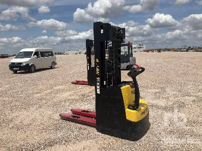 HYSTER S1.6 - Paletni viličar: slika HYSTER S1.6 - Paletni viličar HYSTER S1.6 - Paletni viličar: slika HYSTER S1.6 - Paletni viličar
