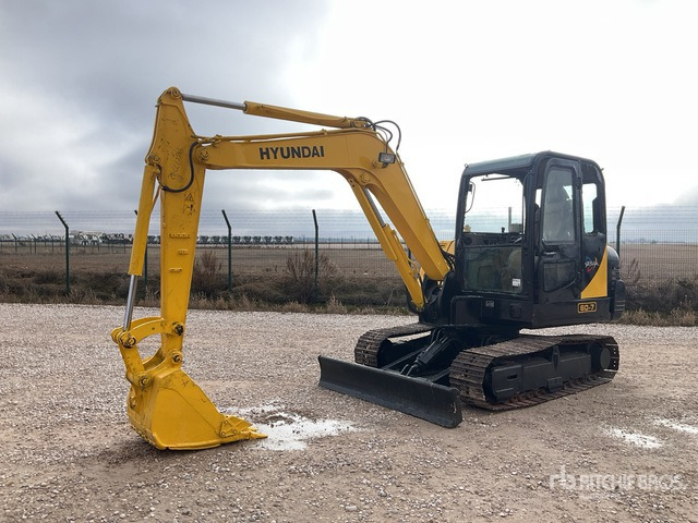 Hyundai R60-7 Tracked Excavator - Bager gusjeničar: slika Hyundai R60-7 Tracked Excavator - Bager gusjeničar Hyundai R60-7 Tracked Excavator - Bager gusjeničar: slika Hyundai R60-7 Tracked Excavator - Bager gusjeničar