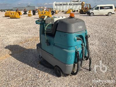TENNANT T7 - Pometač podova: slika TENNANT T7 - Pometač podova TENNANT T7 - Pometač podova: slika TENNANT T7 - Pometač podova