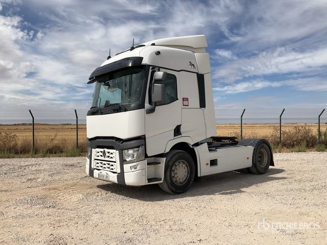 2016 Renault T520 4x2 S/A Sleeper Truck Tractor - Tegljač: slika 2016 Renault T520 4x2 S/A Sleeper Truck Tractor - Tegljač 2016 Renault T520 4x2 S/A Sleeper Truck Tractor - Tegljač: slika 2016 Renault T520 4x2 S/A Sleeper Truck Tractor - Tegljač