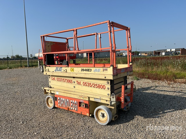 2000 JLG 2646 E3 Electric (Inoperable) Scissor Lift - Škarasta podizna platforma: slika 2000 JLG 2646 E3 Electric (Inoperable) Scissor Lift - Škarasta podizna platforma 2000 JLG 2646 E3 Electric (Inoperable) Scissor Lift - Škarasta podizna platforma: slika 2000 JLG 2646 E3 Electric (Inoperable) Scissor Lift - Škarasta podizna platforma