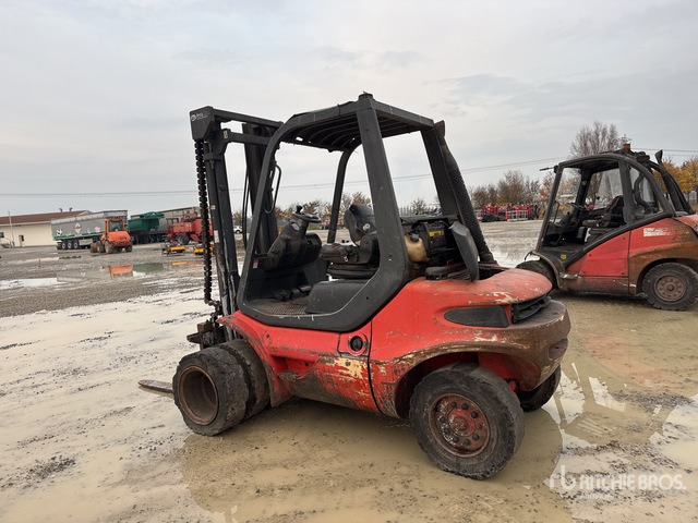 2000 Linde H40D-04 4000 kg (Inoperable) Forklift - Viličar: slika 2000 Linde H40D-04 4000 kg (Inoperable) Forklift - Viličar 2000 Linde H40D-04 4000 kg (Inoperable) Forklift - Viličar: slika 2000 Linde H40D-04 4000 kg (Inoperable) Forklift - Viličar