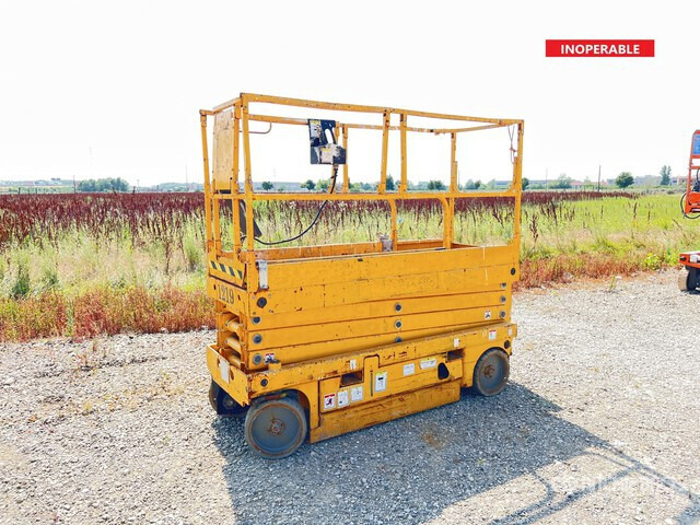 2006 Haulotte Compact 10N Electric (Inoperable) Scissor Lift - Škarasta podizna platforma: slika 2006 Haulotte Compact 10N Electric (Inoperable) Scissor Lift - Škarasta podizna platforma 2006 Haulotte Compact 10N Electric (Inoperable) Scissor Lift - Škarasta podizna platforma: slika 2006 Haulotte Compact 10N Electric (Inoperable) Scissor Lift - Škarasta podizna platforma