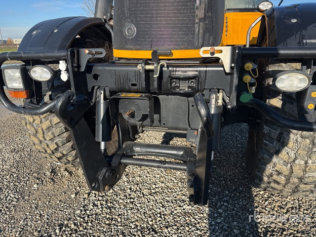 2006 JCB FASTRAC 3220 4WD Tractor - Traktor: slika 2006 JCB FASTRAC 3220 4WD Tractor - Traktor 2006 JCB FASTRAC 3220 4WD Tractor - Traktor: slika 2006 JCB FASTRAC 3220 4WD Tractor - Traktor