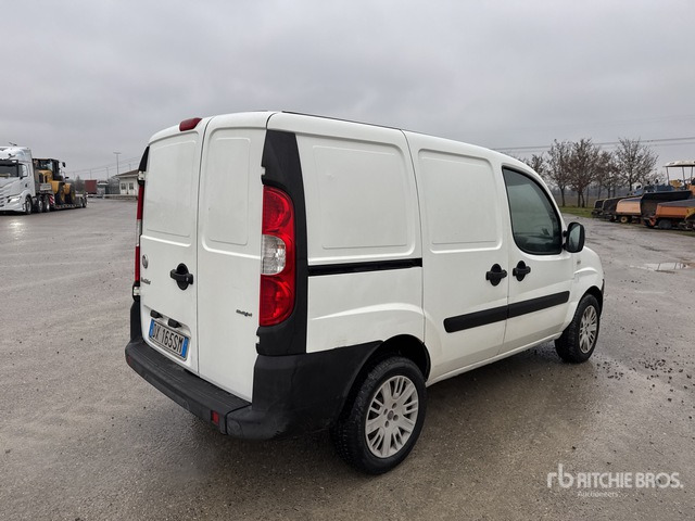 2009 Fiat Doblo Van Truck - Kamion sandučar: slika 2009 Fiat Doblo Van Truck - Kamion sandučar 2009 Fiat Doblo Van Truck - Kamion sandučar: slika 2009 Fiat Doblo Van Truck - Kamion sandučar