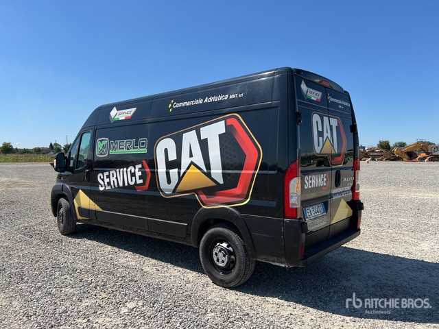 2010 Fiat Ducato 160 Mjt Autocarro furgonato - Furgon: slika 2010 Fiat Ducato 160 Mjt Autocarro furgonato - Furgon 2010 Fiat Ducato 160 Mjt Autocarro furgonato - Furgon: slika 2010 Fiat Ducato 160 Mjt Autocarro furgonato - Furgon