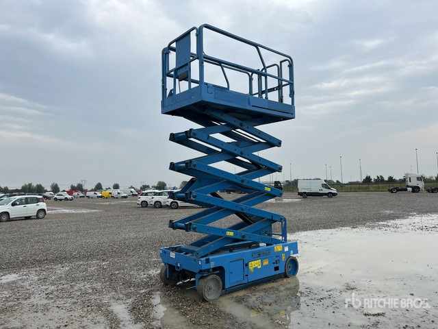2010 Genie GS3246 Electric Scissor Lift - Škarasta podizna platforma: slika 2010 Genie GS3246 Electric Scissor Lift - Škarasta podizna platforma 2010 Genie GS3246 Electric Scissor Lift - Škarasta podizna platforma: slika 2010 Genie GS3246 Electric Scissor Lift - Škarasta podizna platforma