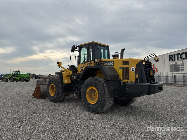 2010 Komatsu WA380 6 Pala gommata - Utovarivač na kotačima: slika 2010 Komatsu WA380 6 Pala gommata - Utovarivač na kotačima 2010 Komatsu WA380 6 Pala gommata - Utovarivač na kotačima: slika 2010 Komatsu WA380 6 Pala gommata - Utovarivač na kotačima