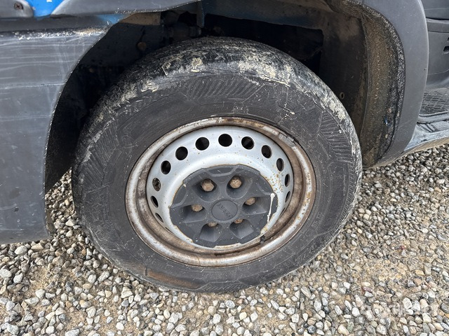 2015 Iveco Daily 33-110 Crew Cab Flatbed Truck - Dostavno vozilo s ravnom platformom: slika 2015 Iveco Daily 33-110 Crew Cab Flatbed Truck - Dostavno vozilo s ravnom platformom 2015 Iveco Daily 33-110 Crew Cab Flatbed Truck - Dostavno vozilo s ravnom platformom: slika 2015 Iveco Daily 33-110 Crew Cab Flatbed Truck - Dostavno vozilo s ravnom platformom