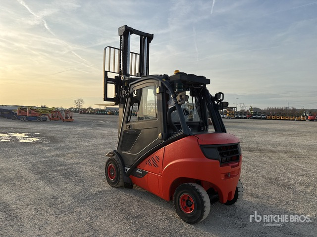 2015 Linde H 30 D-02 3000 kg Forklift - Viličar: slika 2015 Linde H 30 D-02 3000 kg Forklift - Viličar 2015 Linde H 30 D-02 3000 kg Forklift - Viličar: slika 2015 Linde H 30 D-02 3000 kg Forklift - Viličar