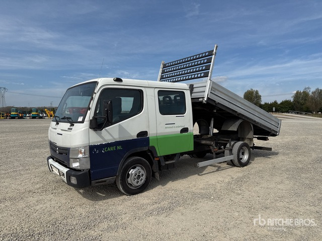 2015 Mitsubishi Canter Crew Cab Dump Truck: Light Duty - Kiper: slika 2015 Mitsubishi Canter Crew Cab Dump Truck: Light Duty - Kiper 2015 Mitsubishi Canter Crew Cab Dump Truck: Light Duty - Kiper: slika 2015 Mitsubishi Canter Crew Cab Dump Truck: Light Duty - Kiper