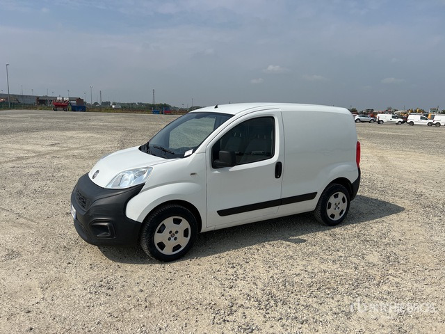 2016 Fiat Fiorino 1.3 MJT SX 16v Van Truck - Mali kombi: slika 2016 Fiat Fiorino 1.3 MJT SX 16v Van Truck - Mali kombi 2016 Fiat Fiorino 1.3 MJT SX 16v Van Truck - Mali kombi: slika 2016 Fiat Fiorino 1.3 MJT SX 16v Van Truck - Mali kombi