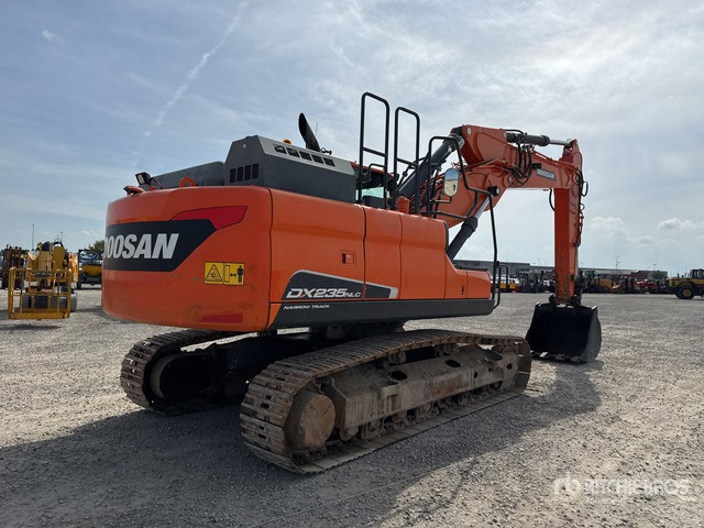 2017 Doosan DX235NLC-5 Escavatore cingolato - Bager gusjeničar: slika  2017 Doosan DX235NLC-5 Escavatore cingolato - Bager gusjeničar 2017 Doosan DX235NLC-5 Escavatore cingolato - Bager gusjeničar: slika  2017 Doosan DX235NLC-5 Escavatore cingolato - Bager gusjeničar