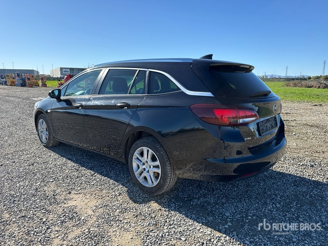 2017 Opel Astra Sport Tourer Automobile - Automobil: slika 2017 Opel Astra Sport Tourer Automobile - Automobil 2017 Opel Astra Sport Tourer Automobile - Automobil: slika 2017 Opel Astra Sport Tourer Automobile - Automobil