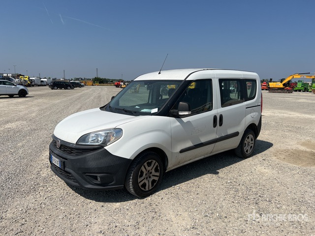 2018 Fiat Doblo COMBI 1.3 MJT 16V SX N1 Van Truck - Furgon: slika 2018 Fiat Doblo COMBI 1.3 MJT 16V SX N1 Van Truck - Furgon 2018 Fiat Doblo COMBI 1.3 MJT 16V SX N1 Van Truck - Furgon: slika 2018 Fiat Doblo COMBI 1.3 MJT 16V SX N1 Van Truck - Furgon