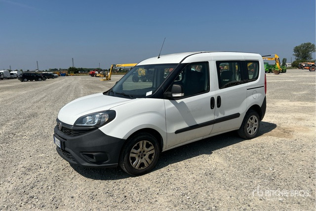 2018 Fiat Doblo COMBI 1.3 MJT 16V SX N1 Van Truck - Furgon: slika 2018 Fiat Doblo COMBI 1.3 MJT 16V SX N1 Van Truck - Furgon 2018 Fiat Doblo COMBI 1.3 MJT 16V SX N1 Van Truck - Furgon: slika 2018 Fiat Doblo COMBI 1.3 MJT 16V SX N1 Van Truck - Furgon