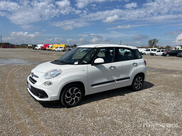2019 Fiat 500L 1.3 MTJ BUSINESS DUALOGIC 95CV AUTO Automobile - Automobil: slika 2019 Fiat 500L 1.3 MTJ BUSINESS DUALOGIC 95CV AUTO Automobile - Automobil 2019 Fiat 500L 1.3 MTJ BUSINESS DUALOGIC 95CV AUTO Automobile - Automobil: slika 2019 Fiat 500L 1.3 MTJ BUSINESS DUALOGIC 95CV AUTO Automobile - Automobil