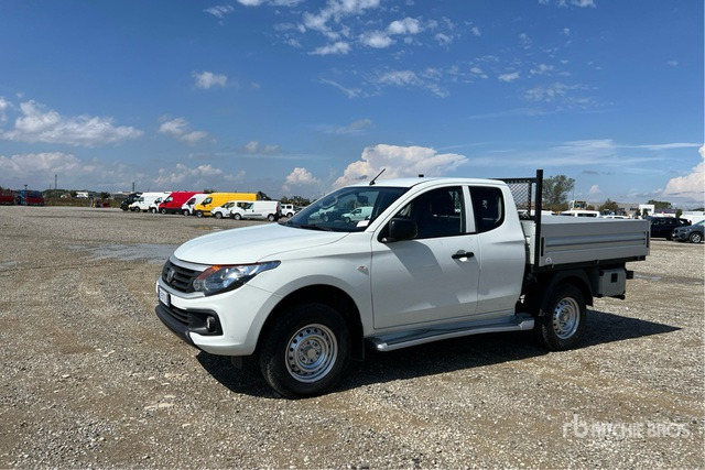2020 Fiat Fullback 4x4 Extended Cab 2.4 154CV SX 4X4 Flatbed Truck - Dostavno vozilo s ravnom platformom: slika 2020 Fiat Fullback 4x4 Extended Cab 2.4 154CV SX 4X4 Flatbed Truck - Dostavno vozilo s ravnom platformom 2020 Fiat Fullback 4x4 Extended Cab 2.4 154CV SX 4X4 Flatbed Truck - Dostavno vozilo s ravnom platformom: slika 2020 Fiat Fullback 4x4 Extended Cab 2.4 154CV SX 4X4 Flatbed Truck - Dostavno vozilo s ravnom platformom