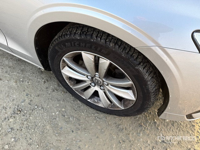 2021 Volvo V60 SW B4 D AUTOM. MOMENTUM BUSINESS Station Wagon - Karavan: slika 2021 Volvo V60 SW B4 D AUTOM. MOMENTUM BUSINESS Station Wagon - Karavan 2021 Volvo V60 SW B4 D AUTOM. MOMENTUM BUSINESS Station Wagon - Karavan: slika 2021 Volvo V60 SW B4 D AUTOM. MOMENTUM BUSINESS Station Wagon - Karavan