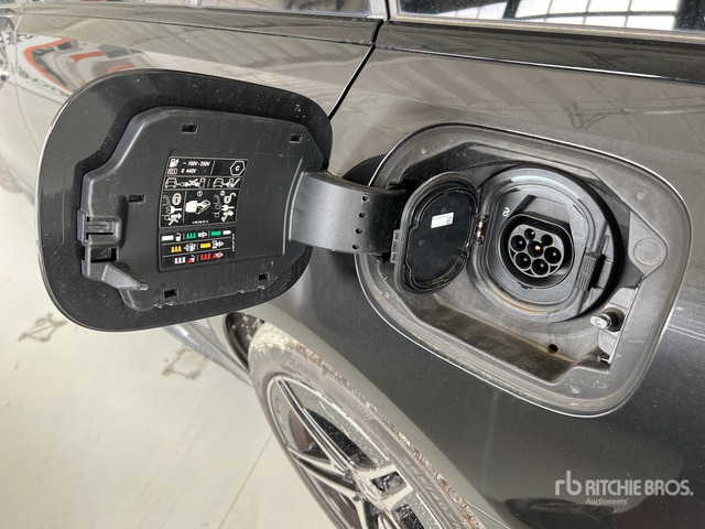 2023 Mercedes-Benz C300e SW PHEV PREMIUM PRO AUTO Automobile - Automobil: slika 2023 Mercedes-Benz C300e SW PHEV PREMIUM PRO AUTO Automobile - Automobil 2023 Mercedes-Benz C300e SW PHEV PREMIUM PRO AUTO Automobile - Automobil: slika 2023 Mercedes-Benz C300e SW PHEV PREMIUM PRO AUTO Automobile - Automobil