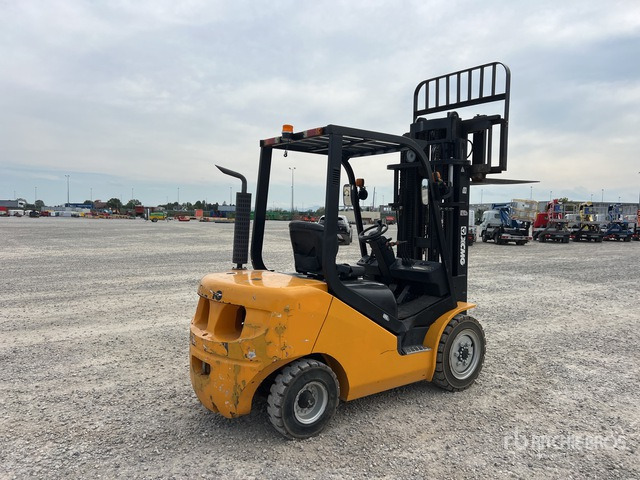 2023 XCMG FD35T 3500 kg Forklift - Viličar: slika 2023 XCMG FD35T 3500 kg Forklift - Viličar 2023 XCMG FD35T 3500 kg Forklift - Viličar: slika 2023 XCMG FD35T 3500 kg Forklift - Viličar