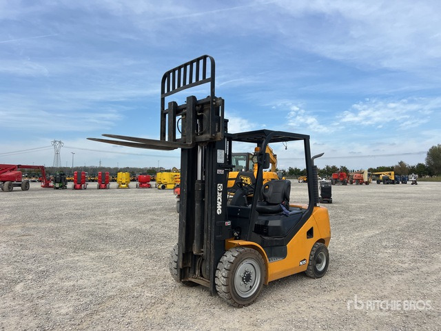 2023 XCMG FD35T 3500 kg Forklift - Viličar: slika 2023 XCMG FD35T 3500 kg Forklift - Viličar 2023 XCMG FD35T 3500 kg Forklift - Viličar: slika 2023 XCMG FD35T 3500 kg Forklift - Viličar