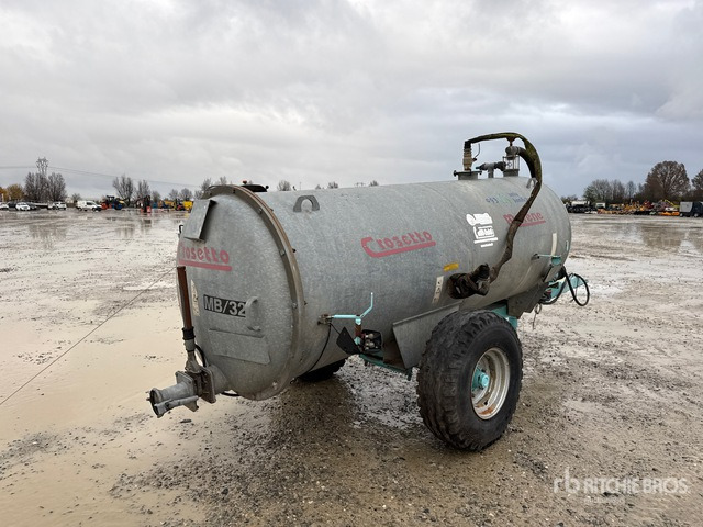 Crosetto M01 Tanker Trailer - Prikolica cisterna: slika Crosetto M01 Tanker Trailer - Prikolica cisterna Crosetto M01 Tanker Trailer - Prikolica cisterna: slika Crosetto M01 Tanker Trailer - Prikolica cisterna