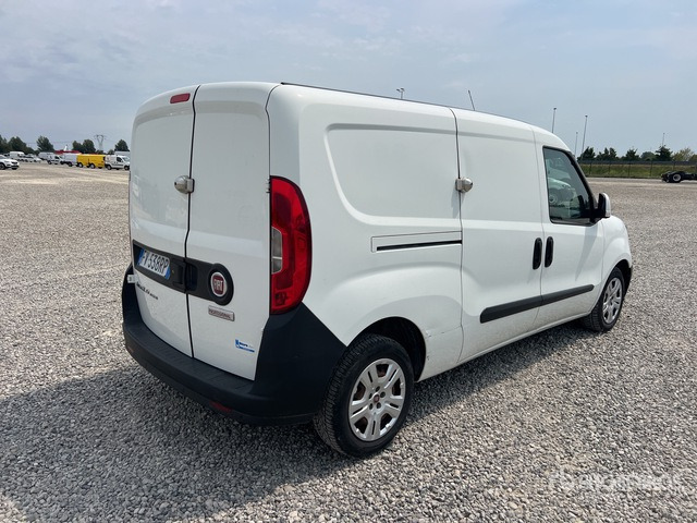 Fiat Doblo Cargo Van Truck - Furgon: slika Fiat Doblo Cargo Van Truck - Furgon Fiat Doblo Cargo Van Truck - Furgon: slika Fiat Doblo Cargo Van Truck - Furgon