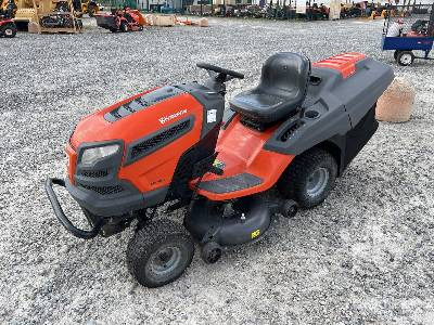 HUSQVARNA CTH 184T - Vrtna kosilica: slika HUSQVARNA CTH 184T - Vrtna kosilica HUSQVARNA CTH 184T - Vrtna kosilica: slika HUSQVARNA CTH 184T - Vrtna kosilica