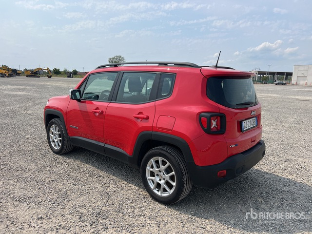 Jeep Renegade SUV - SUV: slika Jeep Renegade SUV - SUV Jeep Renegade SUV - SUV: slika Jeep Renegade SUV - SUV