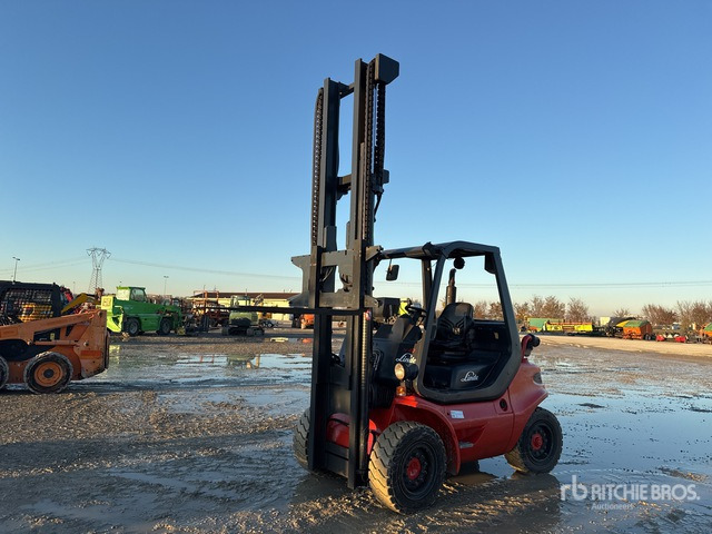 Linde H40D Forklift - Viličar: slika Linde H40D Forklift - Viličar Linde H40D Forklift - Viličar: slika Linde H40D Forklift - Viličar