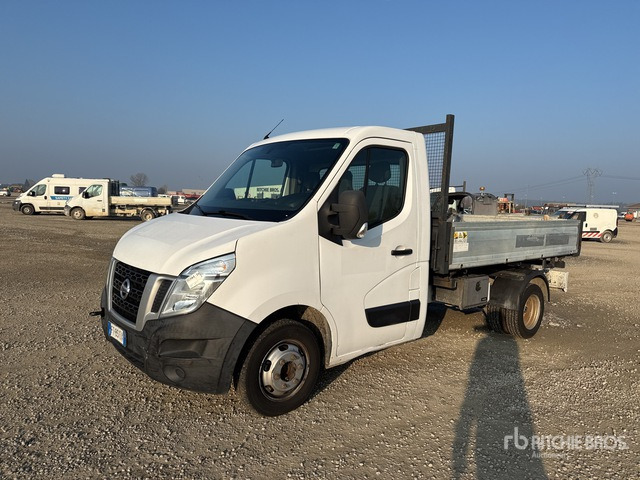 Nissan NV400 S/A Dump Truck - Kiper: slika Nissan NV400 S/A Dump Truck - Kiper Nissan NV400 S/A Dump Truck - Kiper: slika Nissan NV400 S/A Dump Truck - Kiper