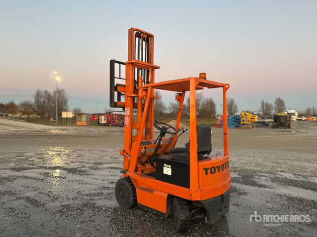 Toyota Afb15 Electric Forklift - Električni viličar: slika Toyota Afb15 Electric Forklift - Električni viličar Toyota Afb15 Electric Forklift - Električni viličar: slika Toyota Afb15 Electric Forklift - Električni viličar