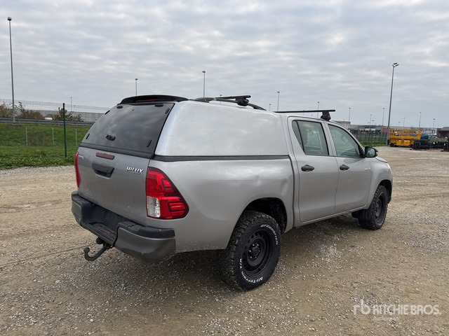 Toyota Hilux Pickup - Pick-up: slika Toyota Hilux Pickup - Pick-up Toyota Hilux Pickup - Pick-up: slika Toyota Hilux Pickup - Pick-up