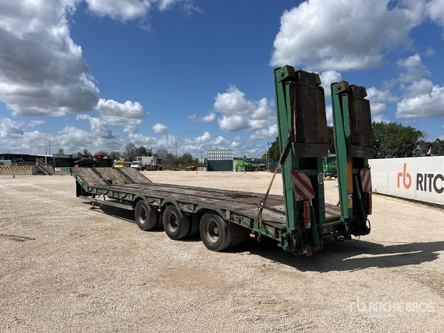 2001 Kaiser S4503F2C Tri/A Semi-Remorque Porte-Engin ... Lowboy Trailer - Poluprikolica s niskim utovarivačem: slika 2001 Kaiser S4503F2C Tri/A Semi-Remorque Porte-Engin ... Lowboy Trailer - Poluprikolica s niskim utovarivačem 2001 Kaiser S4503F2C Tri/A Semi-Remorque Porte-Engin ... Lowboy Trailer - Poluprikolica s niskim utovarivačem: slika 2001 Kaiser S4503F2C Tri/A Semi-Remorque Porte-Engin ... Lowboy Trailer - Poluprikolica s niskim utovarivačem