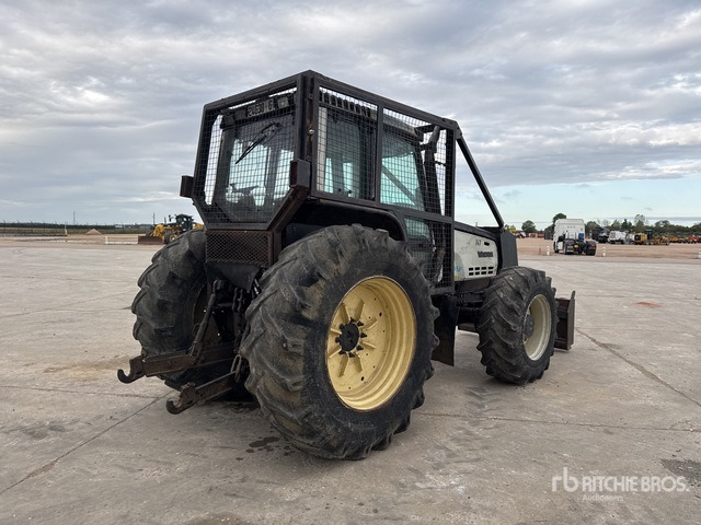 2003 Valmet 8950HI 4x4 Tracteur Agricole 4WD Tractor - Traktor: slika 2003 Valmet 8950HI 4x4 Tracteur Agricole 4WD Tractor - Traktor 2003 Valmet 8950HI 4x4 Tracteur Agricole 4WD Tractor - Traktor: slika 2003 Valmet 8950HI 4x4 Tracteur Agricole 4WD Tractor - Traktor
