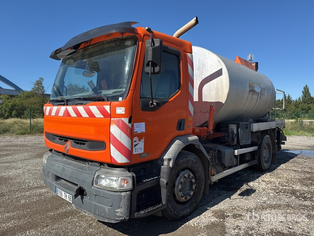 2004 RVI Lander 320 2004 Rincheval on 4x2 Repandeus ... Asphalt Distributor Truck - Šprica za emulziju: slika 2004 RVI Lander 320 2004 Rincheval on 4x2 Repandeus ... Asphalt Distributor Truck - Šprica za emulziju 2004 RVI Lander 320 2004 Rincheval on 4x2 Repandeus ... Asphalt Distributor Truck - Šprica za emulziju: slika 2004 RVI Lander 320 2004 Rincheval on 4x2 Repandeus ... Asphalt Distributor Truck - Šprica za emulziju