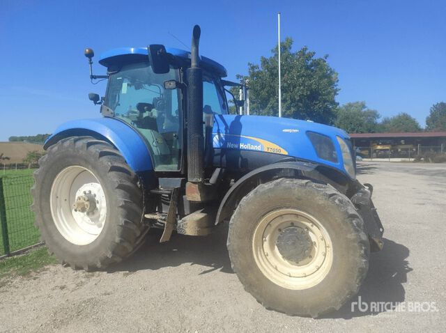 2009 New Holland T7050 AutoCommand Tracteur Agricole 4WD Tractor - Traktor: slika 2009 New Holland T7050 AutoCommand Tracteur Agricole 4WD Tractor - Traktor 2009 New Holland T7050 AutoCommand Tracteur Agricole 4WD Tractor - Traktor: slika 2009 New Holland T7050 AutoCommand Tracteur Agricole 4WD Tractor - Traktor