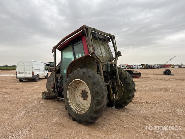 2009 Valtra N101 4x4 Tracteur Agricole (Inoperable) 4WD Tractor - Traktor: slika 2009 Valtra N101 4x4 Tracteur Agricole (Inoperable) 4WD Tractor - Traktor 2009 Valtra N101 4x4 Tracteur Agricole (Inoperable) 4WD Tractor - Traktor: slika 2009 Valtra N101 4x4 Tracteur Agricole (Inoperable) 4WD Tractor - Traktor