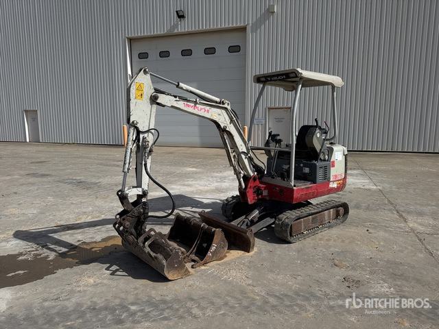 2010 Takeuchi TB016 Mini-Pelle Mini Excavator:  <6.6t - Mini bager: slika  2010 Takeuchi TB016 Mini-Pelle Mini Excavator:  <6.6t - Mini bager 2010 Takeuchi TB016 Mini-Pelle Mini Excavator:  <6.6t - Mini bager: slika  2010 Takeuchi TB016 Mini-Pelle Mini Excavator:  <6.6t - Mini bager