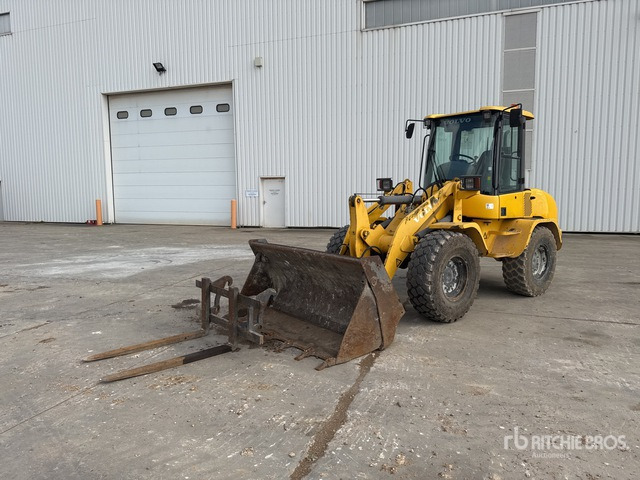 2011 Volvo L35BZ Chargeuse Sur Pneus Wheel Loader - Utovarivač na kotačima: slika 2011 Volvo L35BZ Chargeuse Sur Pneus Wheel Loader - Utovarivač na kotačima 2011 Volvo L35BZ Chargeuse Sur Pneus Wheel Loader - Utovarivač na kotačima: slika 2011 Volvo L35BZ Chargeuse Sur Pneus Wheel Loader - Utovarivač na kotačima