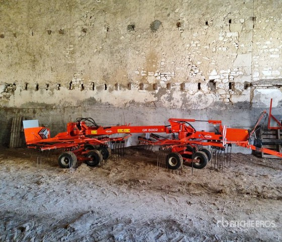 2012 Kuhn GA 6002 6 m Semi-Mount 2 Rotor Hay Rake - Malčer: slika 2012 Kuhn GA 6002 6 m Semi-Mount 2 Rotor Hay Rake - Malčer 2012 Kuhn GA 6002 6 m Semi-Mount 2 Rotor Hay Rake - Malčer: slika 2012 Kuhn GA 6002 6 m Semi-Mount 2 Rotor Hay Rake - Malčer