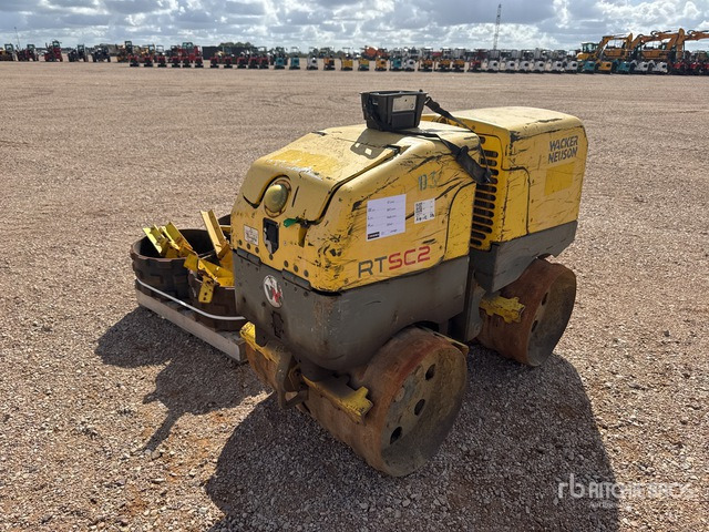 2012 Wacker RT82-SC2 Compacteur De Tranchee Pied De ... Trench Compactor - Mini valjak: slika 2012 Wacker RT82-SC2 Compacteur De Tranchee Pied De ... Trench Compactor - Mini valjak 2012 Wacker RT82-SC2 Compacteur De Tranchee Pied De ... Trench Compactor - Mini valjak: slika 2012 Wacker RT82-SC2 Compacteur De Tranchee Pied De ... Trench Compactor - Mini valjak