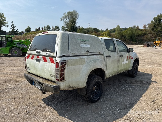2013 Isuzu D-Max 4x4 Extended Cab (Inoperable) Pickup - Pick-up: slika 2013 Isuzu D-Max 4x4 Extended Cab (Inoperable) Pickup - Pick-up 2013 Isuzu D-Max 4x4 Extended Cab (Inoperable) Pickup - Pick-up: slika 2013 Isuzu D-Max 4x4 Extended Cab (Inoperable) Pickup - Pick-up